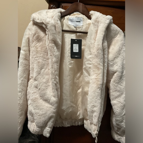 Fashion Nova Soft Touch Faux Fur Jacket - Cream - Picture 5 of 5
